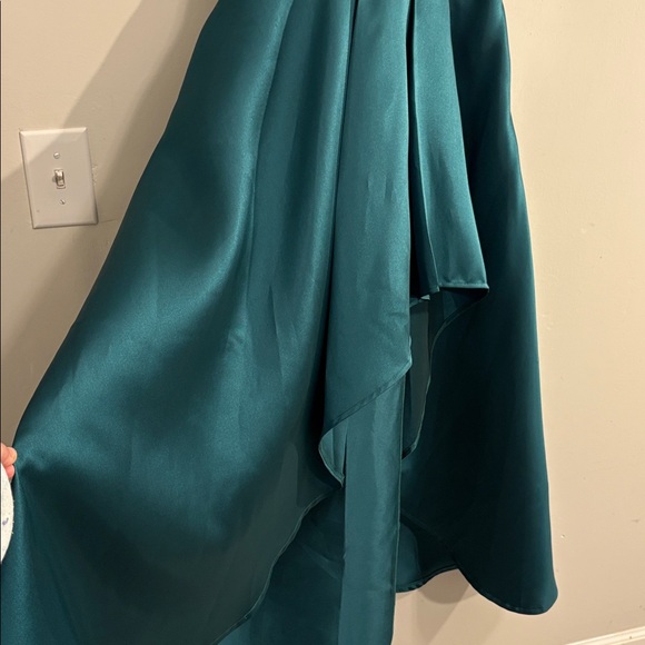 Lulu’s Emerald Green Broadway Show Satin High-Low Gown - Picture 10 of 11